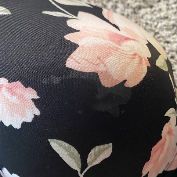 Floral Wear Everyday Mutli Way by Pink - Picture 2 of 5